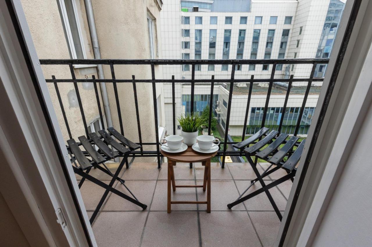Metro Rondo Onz Apartment By Noclegi Renters Warschau Exterior foto
