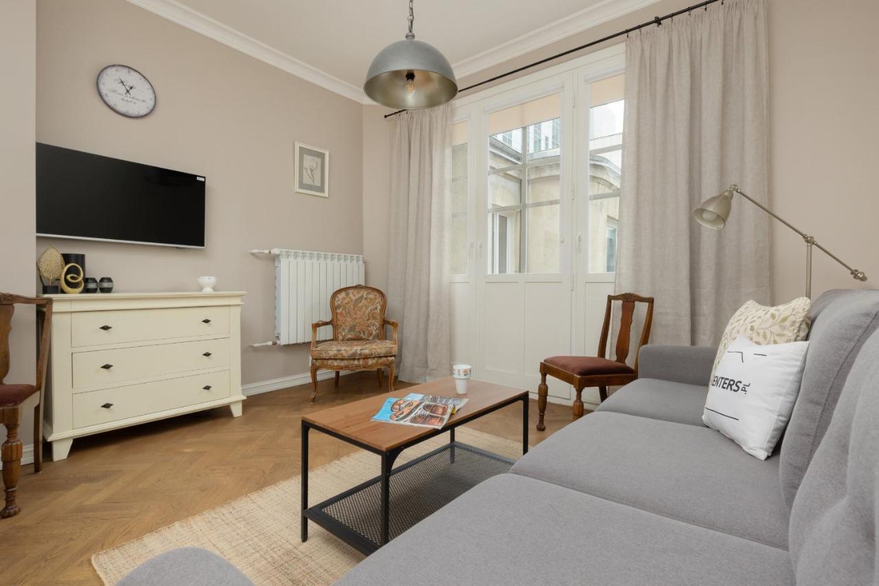 Metro Rondo Onz Apartment By Noclegi Renters Warschau Exterior foto