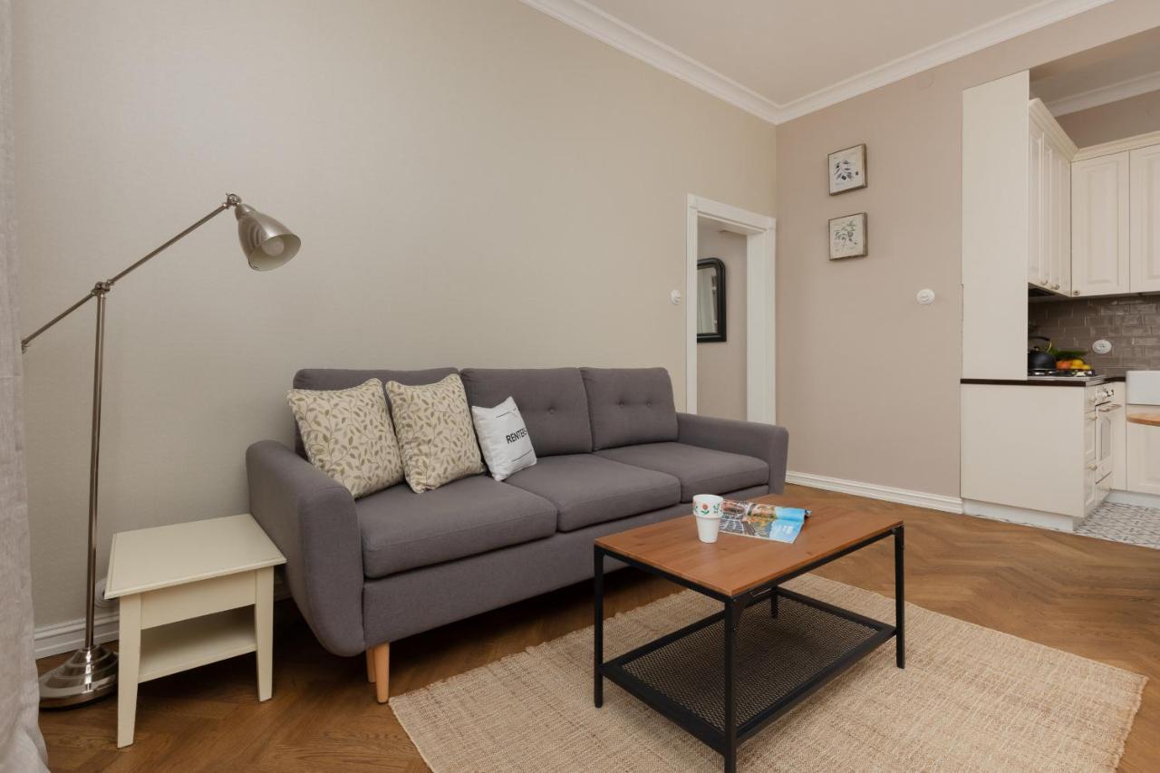 Metro Rondo Onz Apartment By Noclegi Renters Warschau Exterior foto